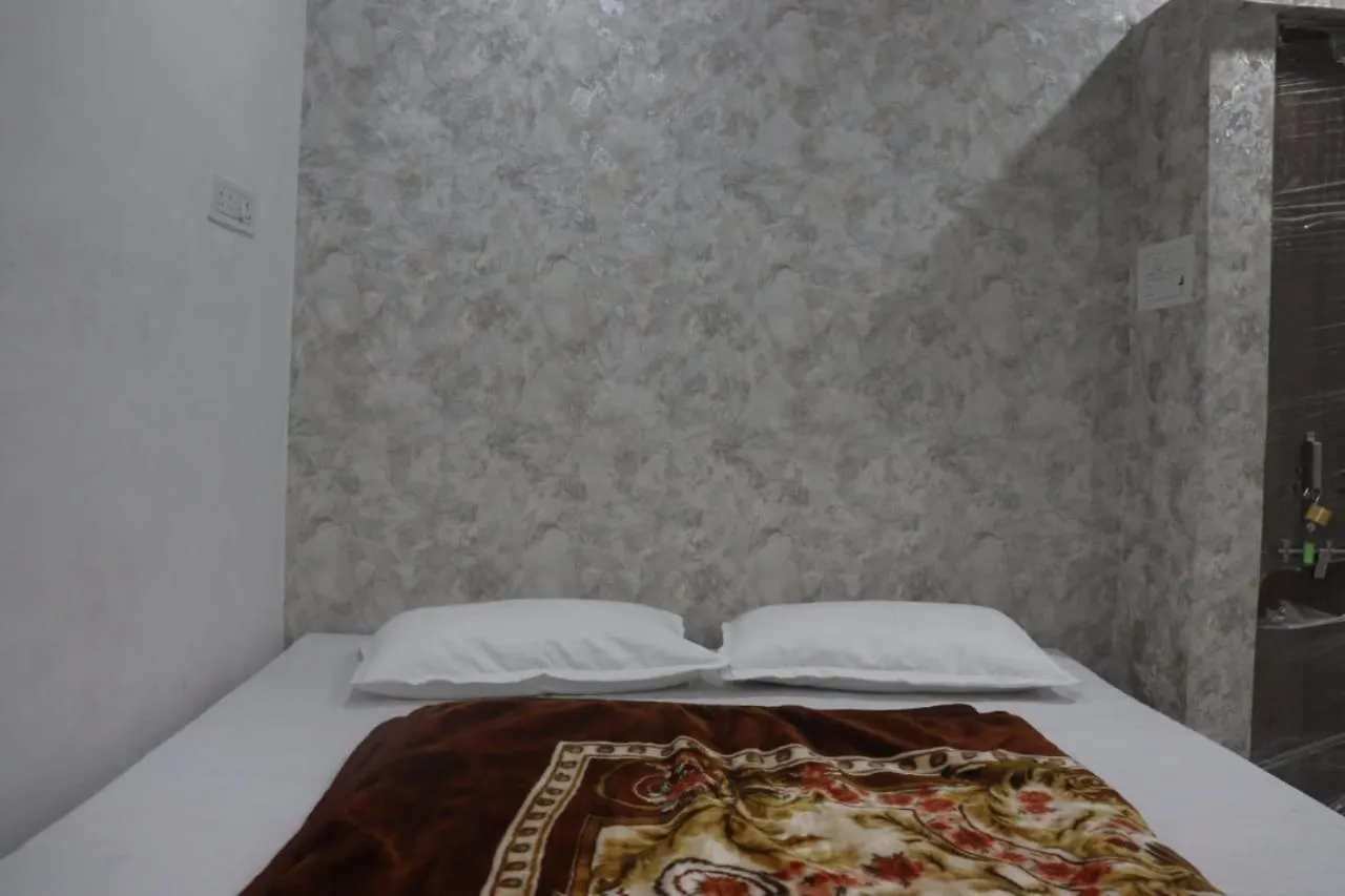 Shree Ambey Paying Guest House Váránasí