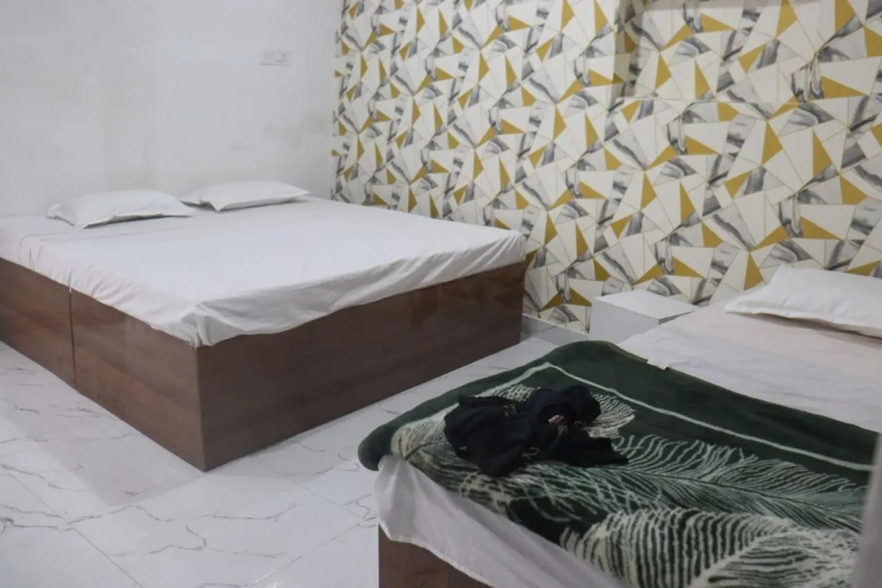 Shree Ambey Paying Guest House Váránasí